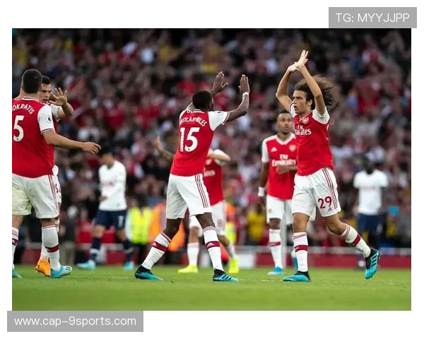 英超阿森纳防守迅速反击，比赛节节上升